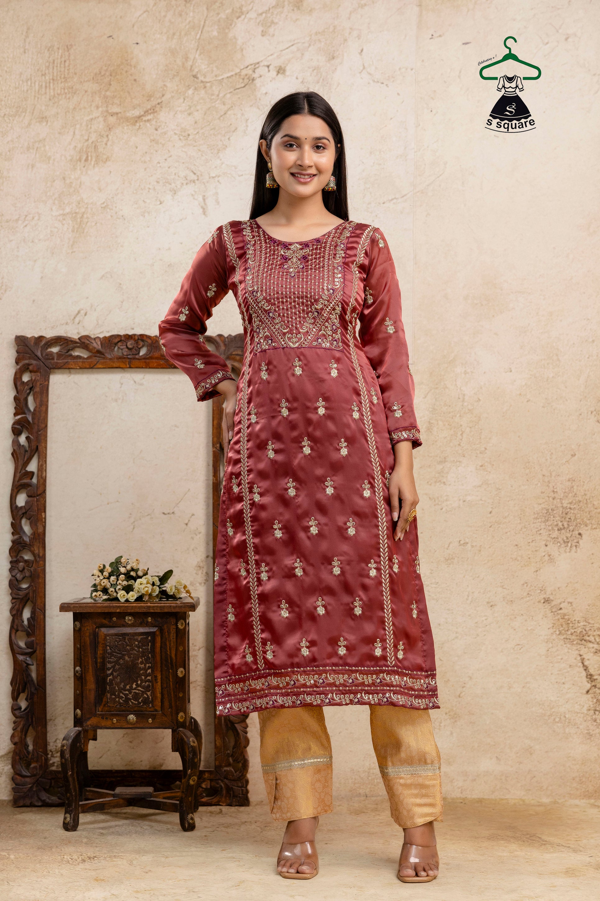 Soft & Shiny 3piece Suit Embroidered Kurti & Dupatta With Barocade Bottom (Kanchoi)
