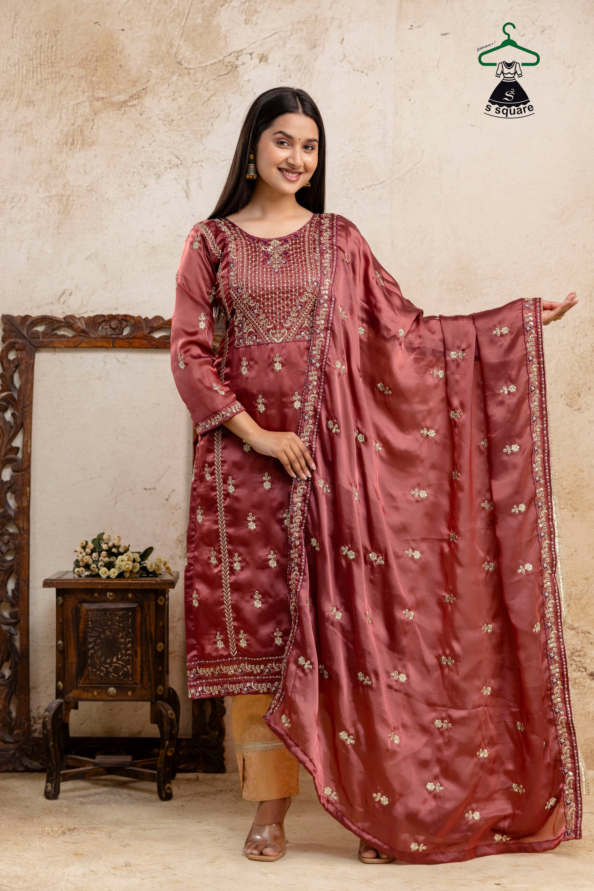 Soft & Shiny 3piece Suit Embroidered Kurti & Dupatta With Barocade Bottom (Kanchoi)