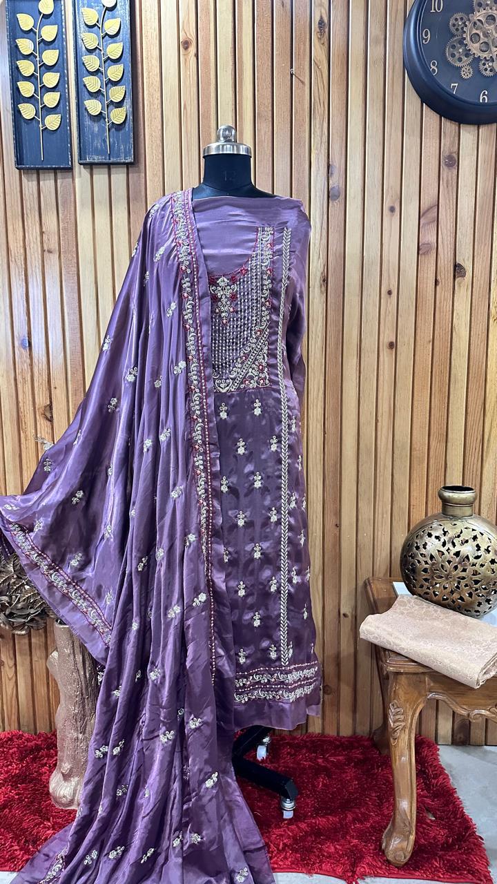Soft & Shiny 3piece Suit Embroidered Kurti & Dupatta With Barocade Bottom (Kanchoi)